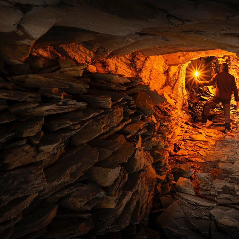 All'interno di una cava di ardesia sul Monte Capenardo. Foto di Davide Barbieri