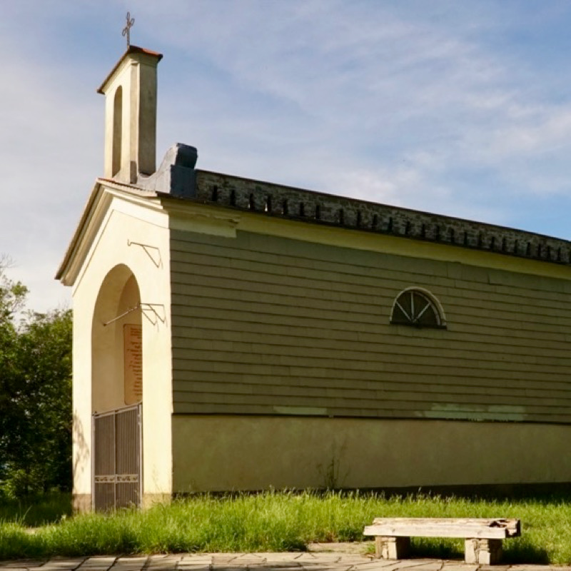 Cappella di San Giacomo, sulla sommità del Monte San Giacomo. Foto di Dynamoscopio