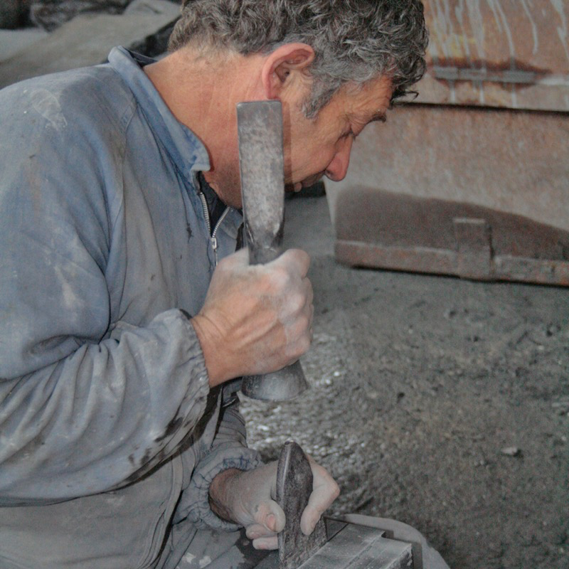 Spacchino al lavoro. Foto di Pietro Burzi